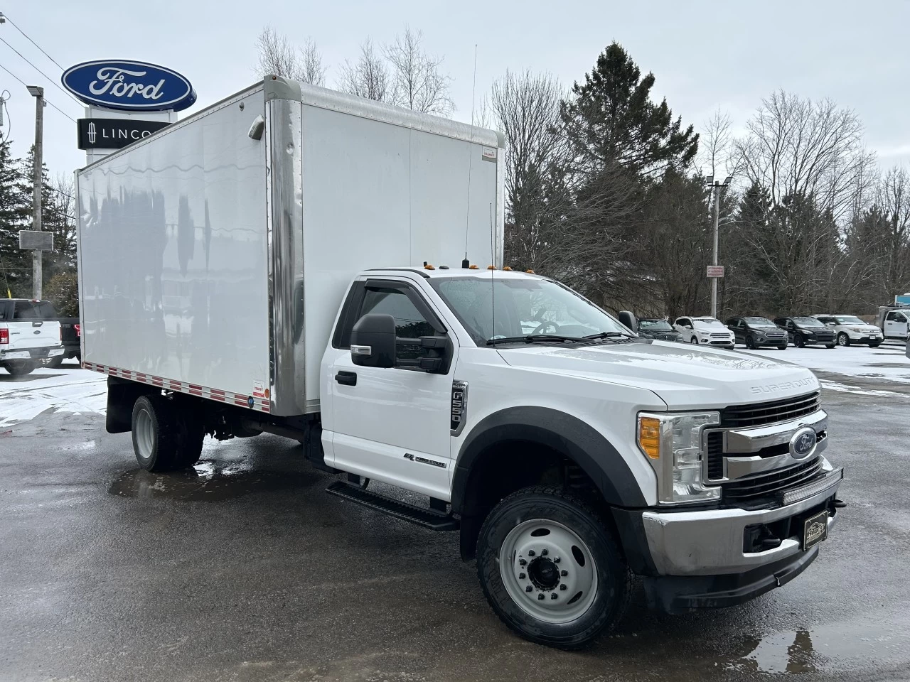 2017 Ford Super Duty F-550 DRW XLT Main Image