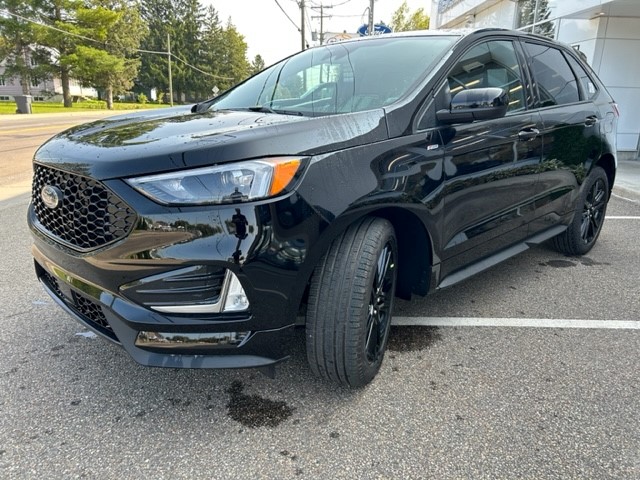 Ford 2024 Edge SEL/ST Line