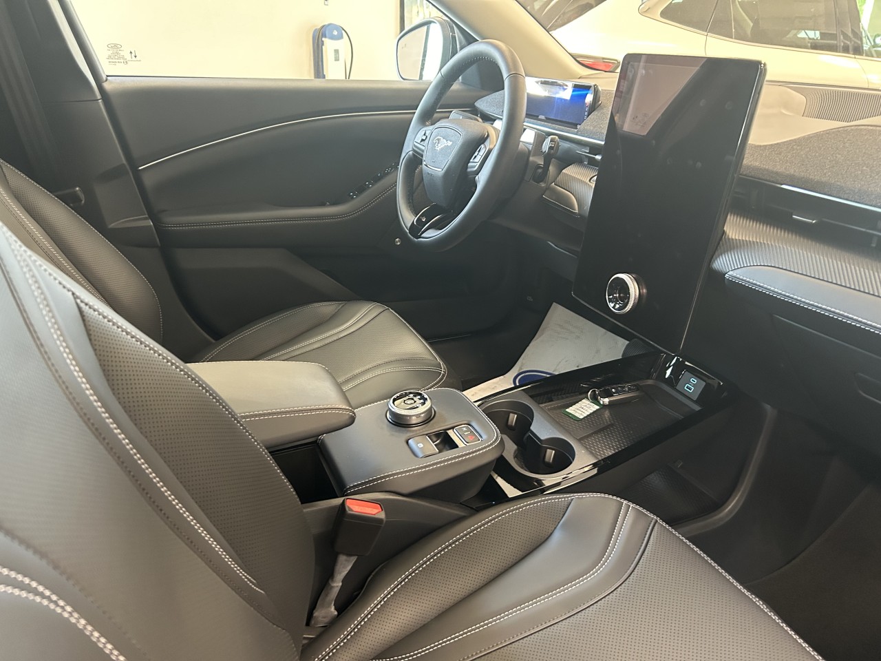 2023 Ford Mustang Mach-E Premium AWD Main Image