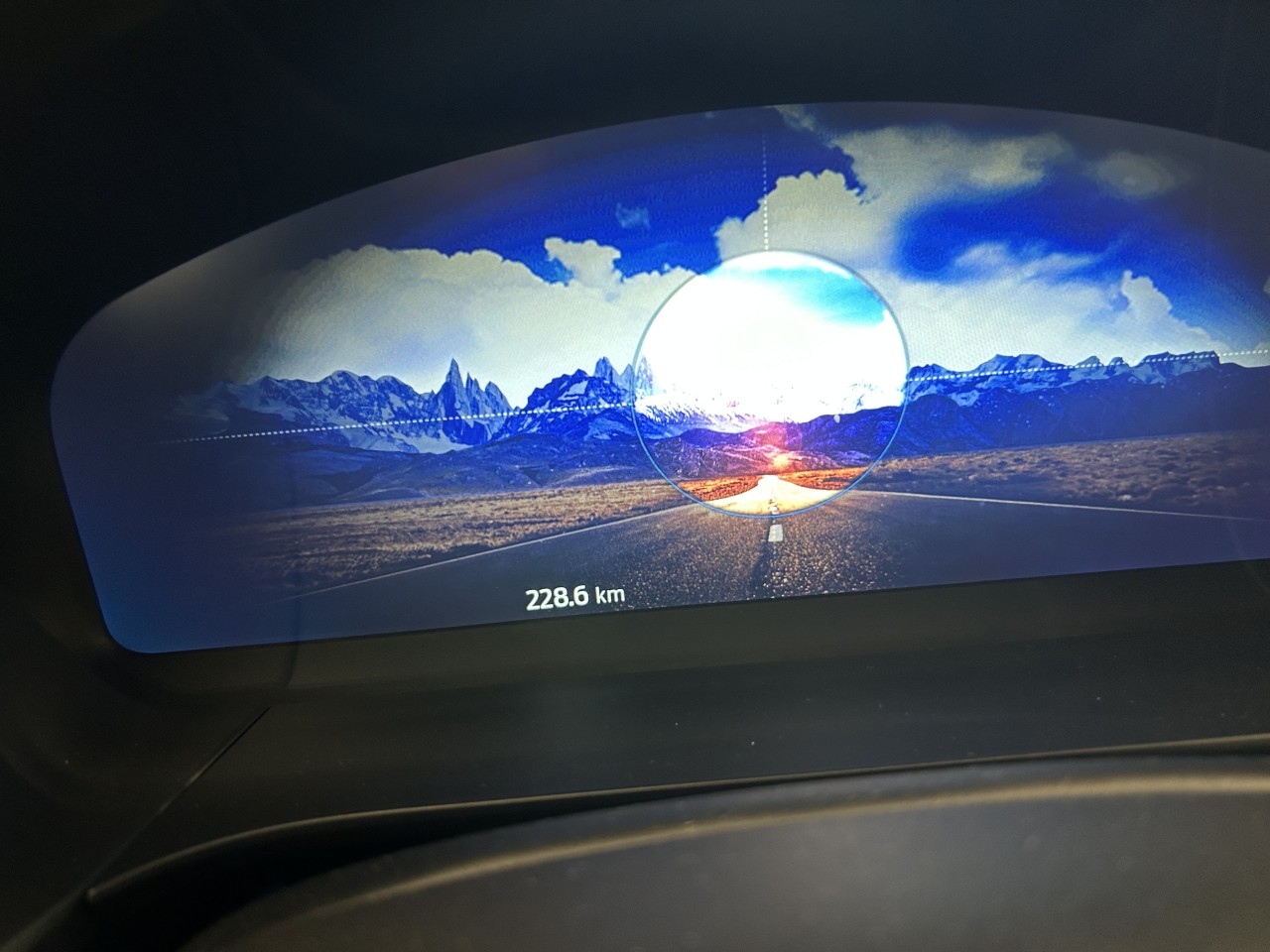 2022 Ford Escape Titanium AWD Main Image