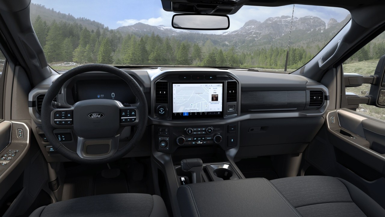 2024 Ford F-150 XLT Main Image