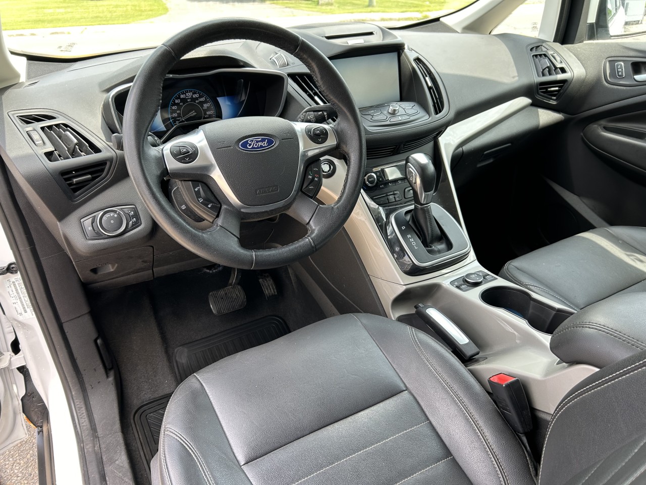 2014 Ford C-Max Énergie SEL Main Image