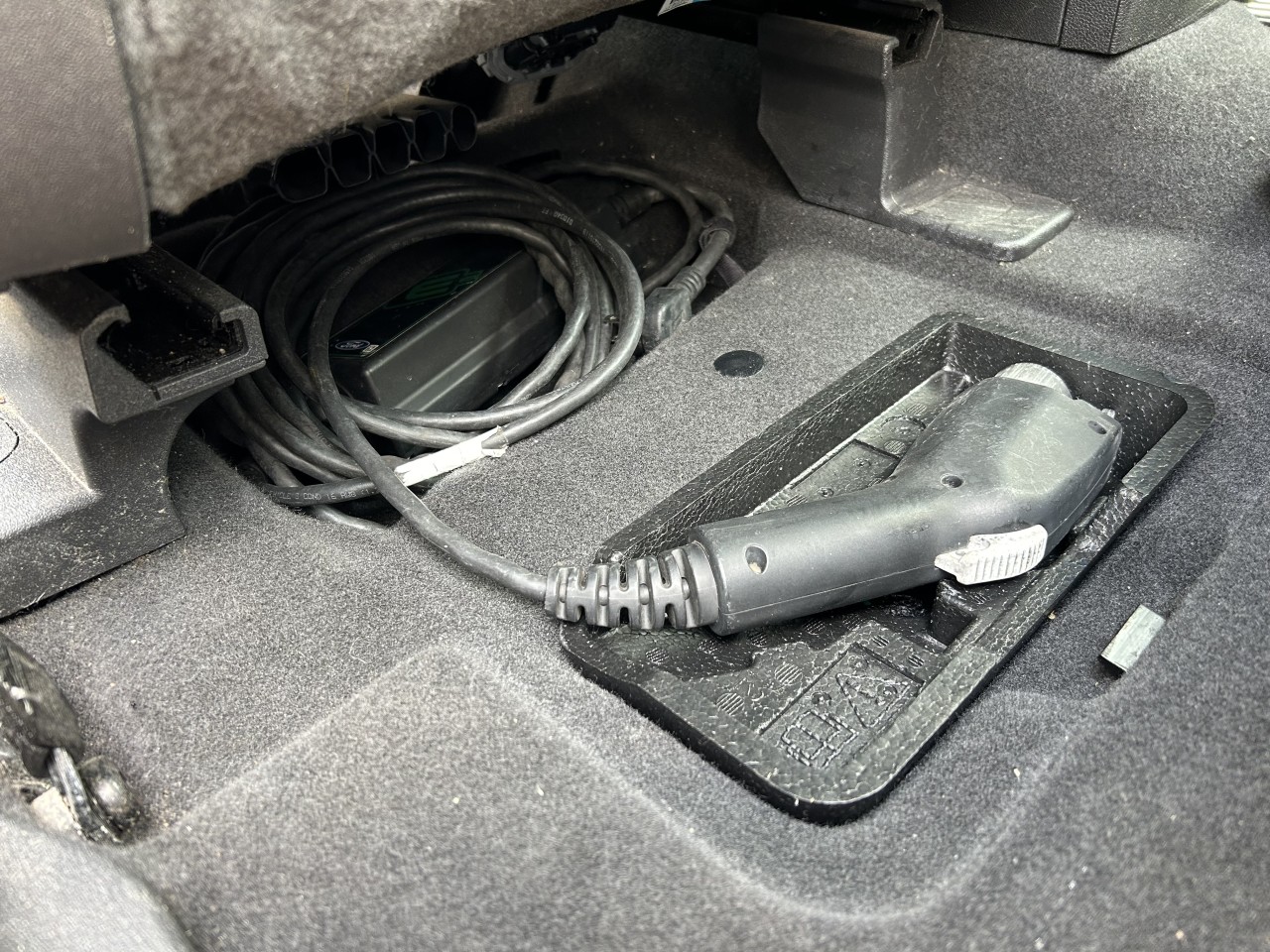 2014 Ford C-Max Énergie SEL Main Image