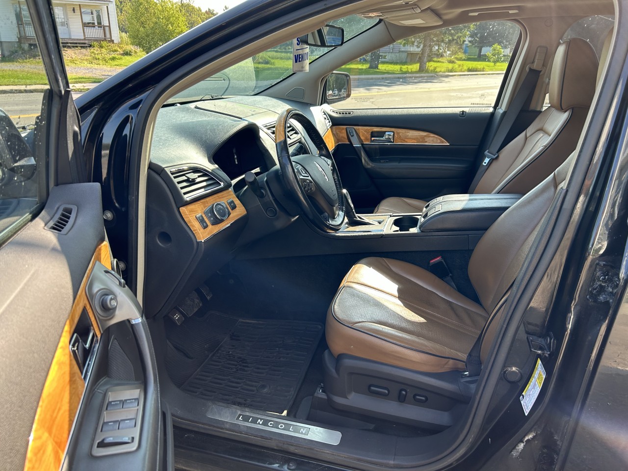 2011 Lincoln MKX AWD 4dr Main Image