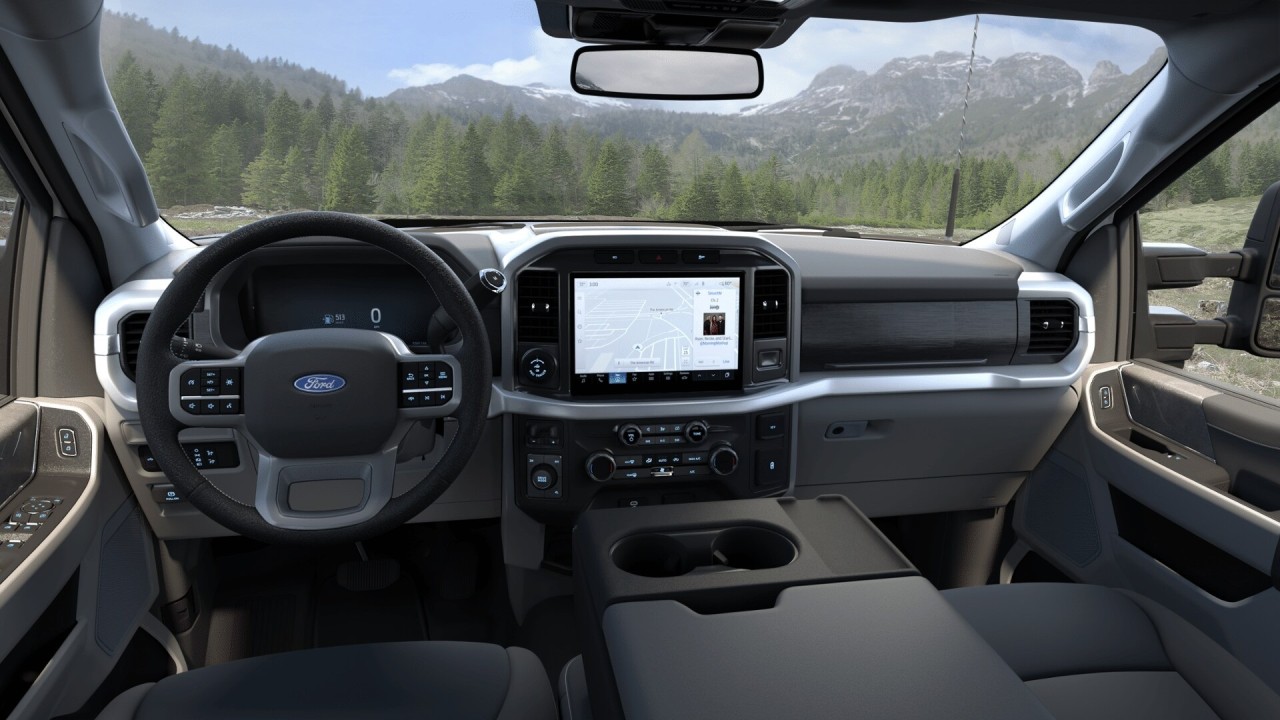 2024 Ford F-150 XLT Main Image