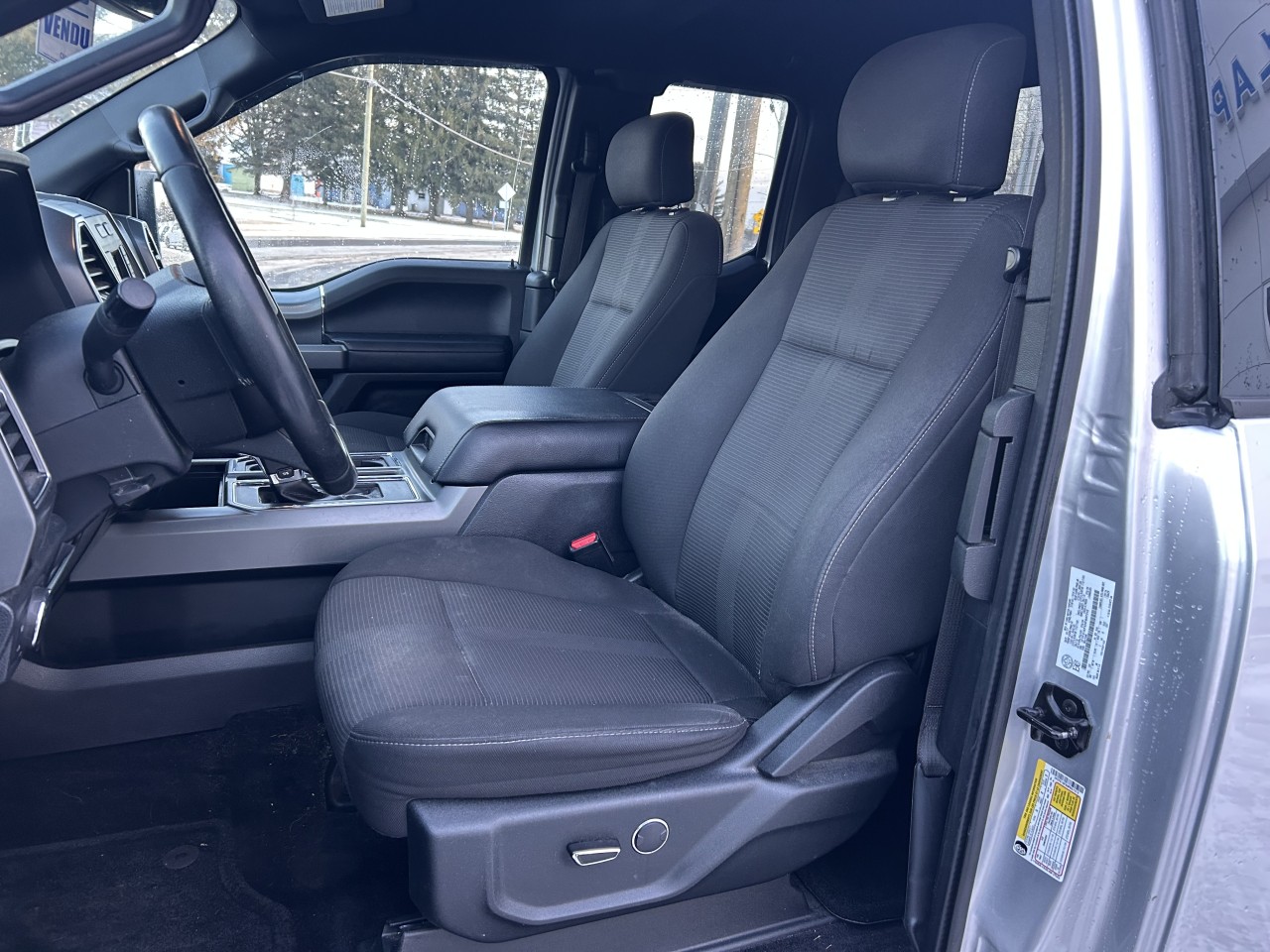 2017 Ford F-150 XLT Main Image