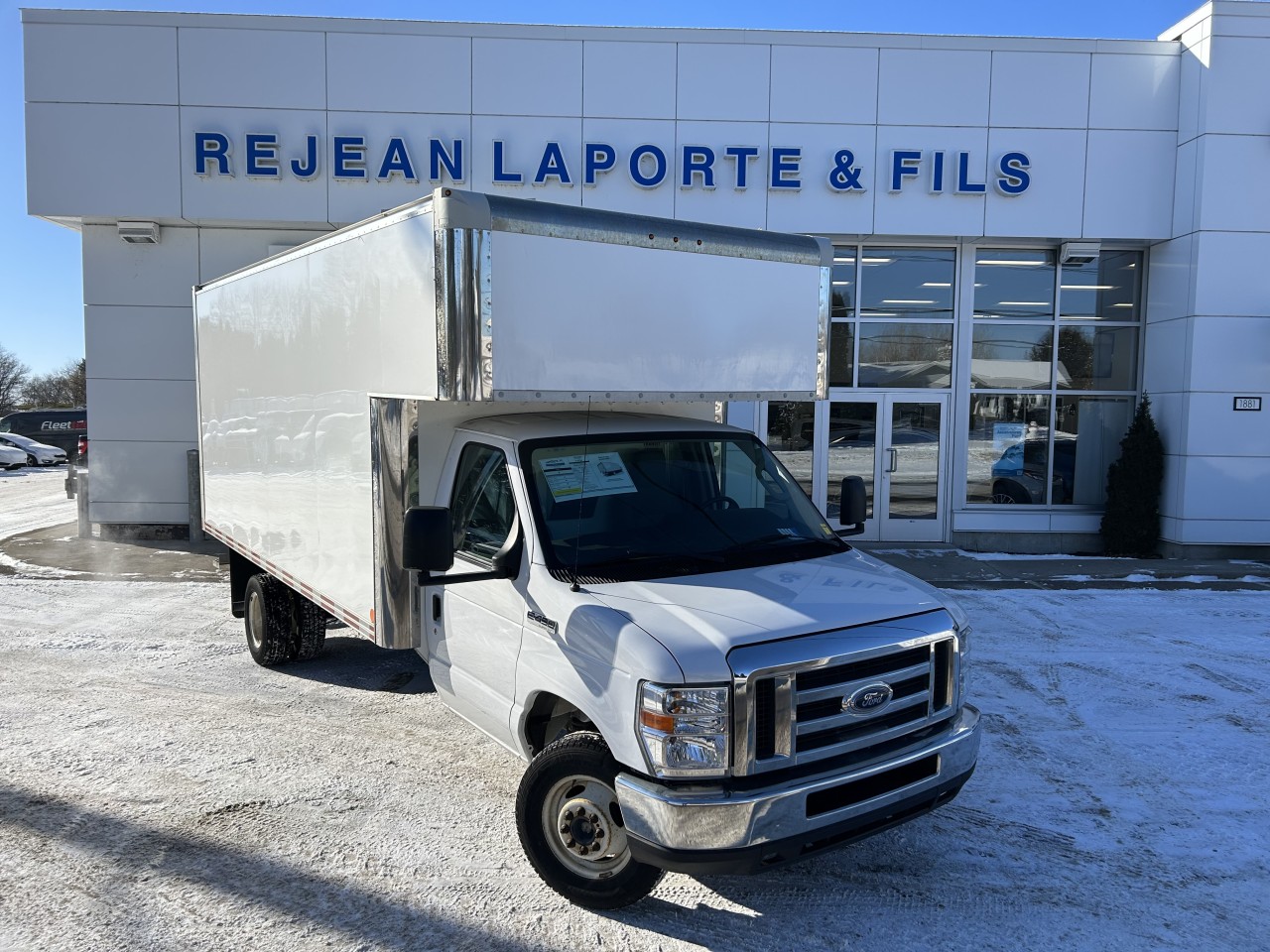 Ford 2019 Série E tronqué E-450 DRW WB