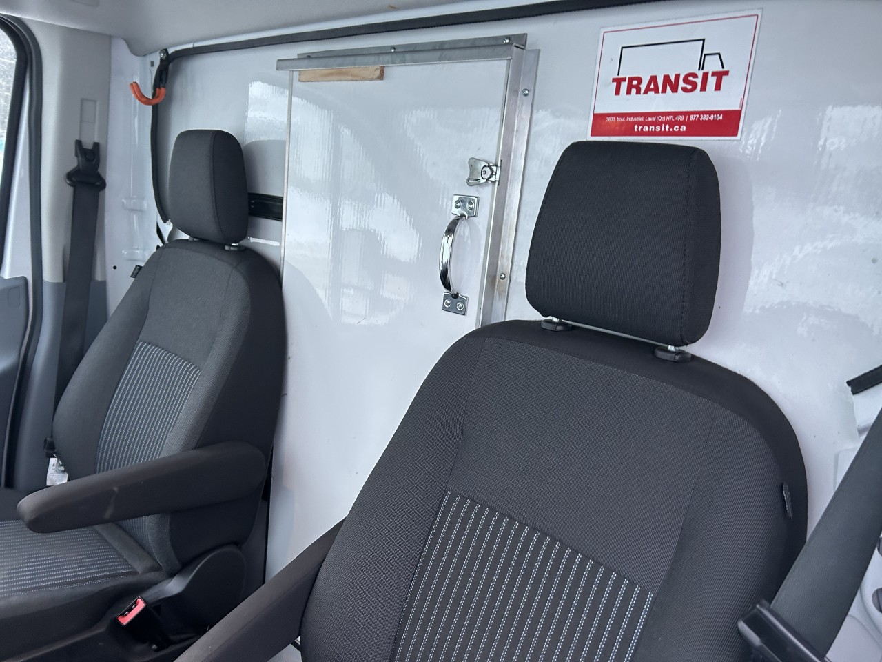 2019 Ford Transit fourgon tronquÉ T-350 156" 9500 GVWR SRW Main Image