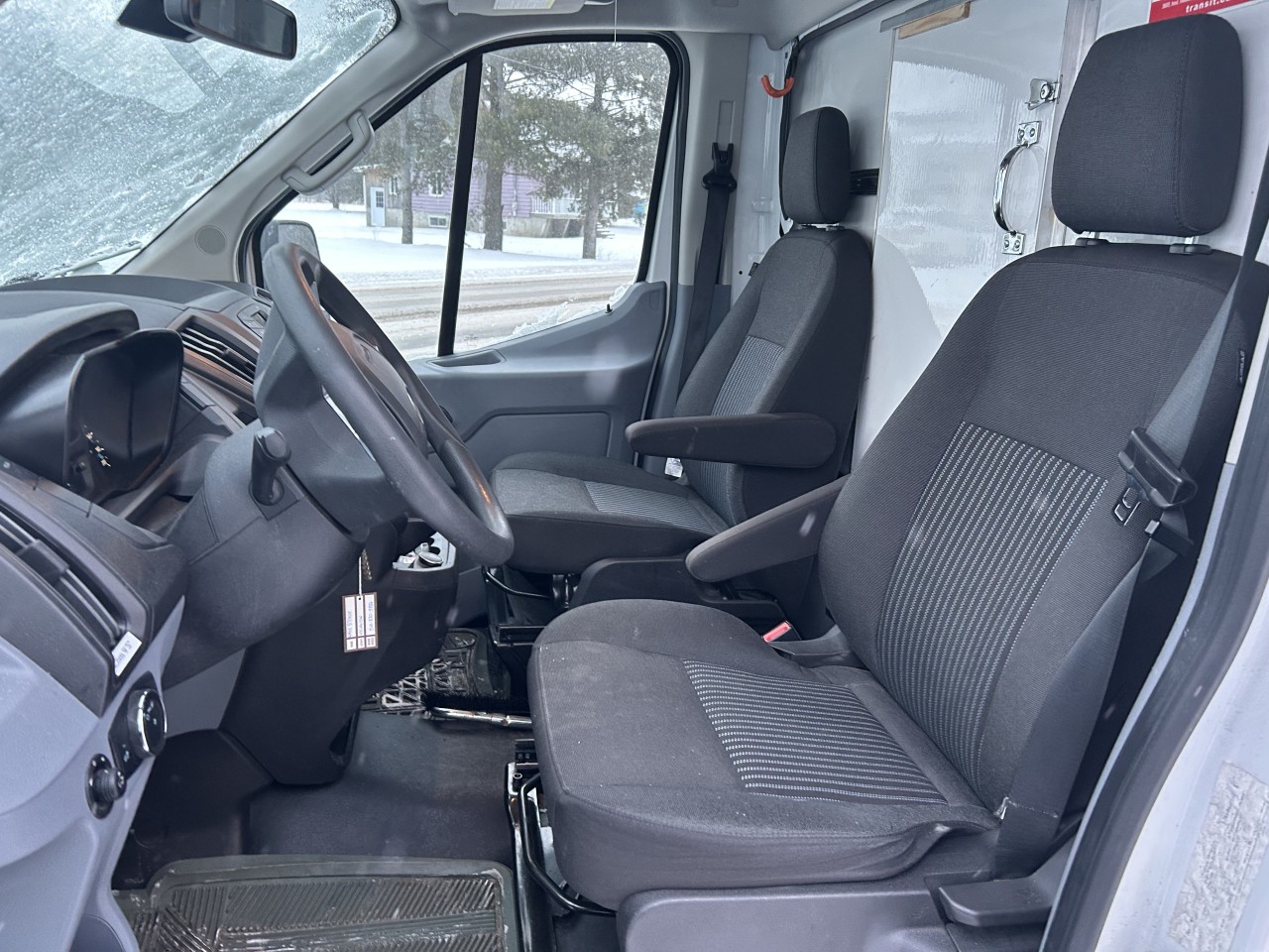 2019 Ford Transit fourgon tronquÉ T-350 156" 9500 GVWR SRW Main Image