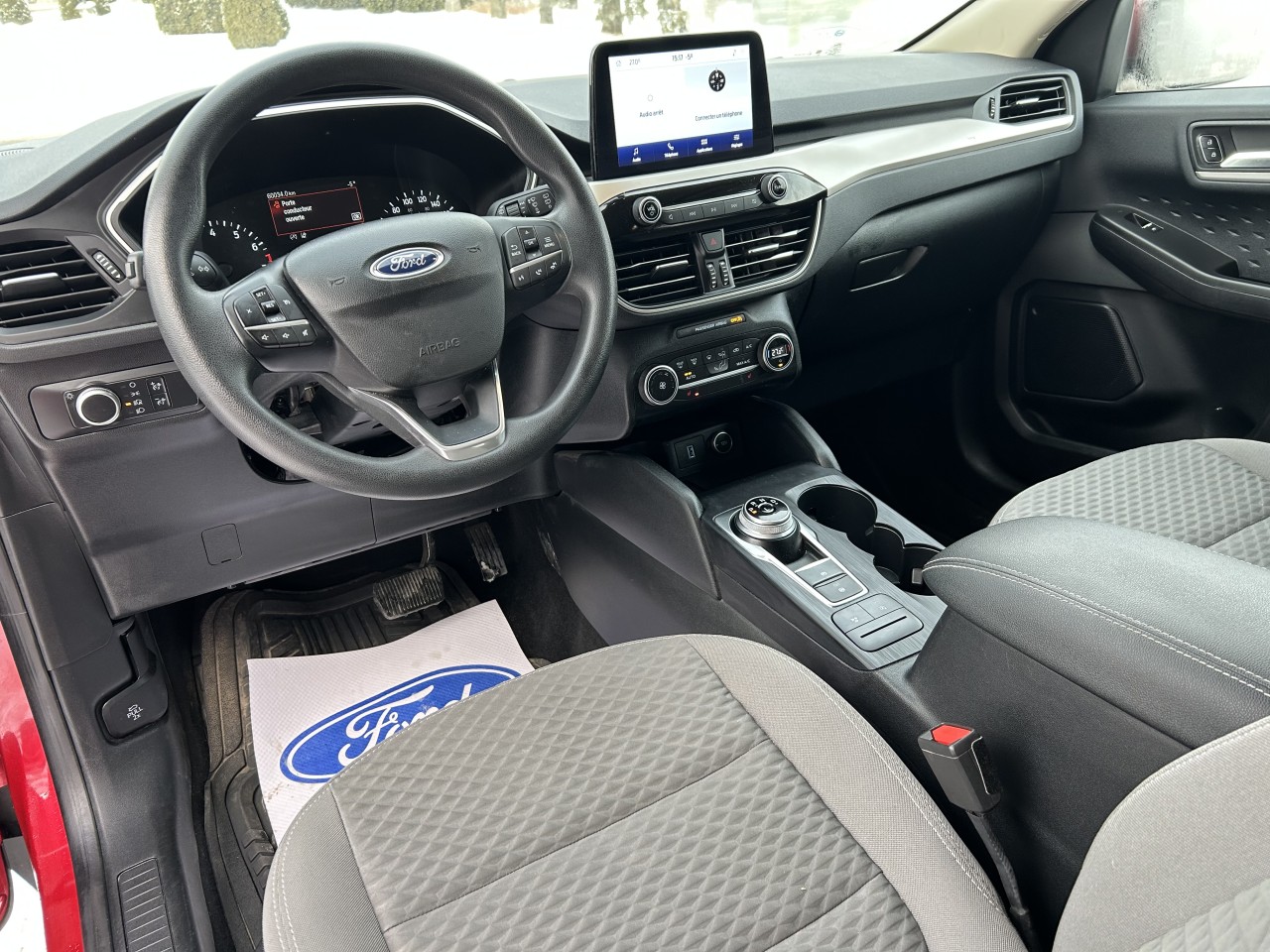 2020 Ford Escape SE Main Image