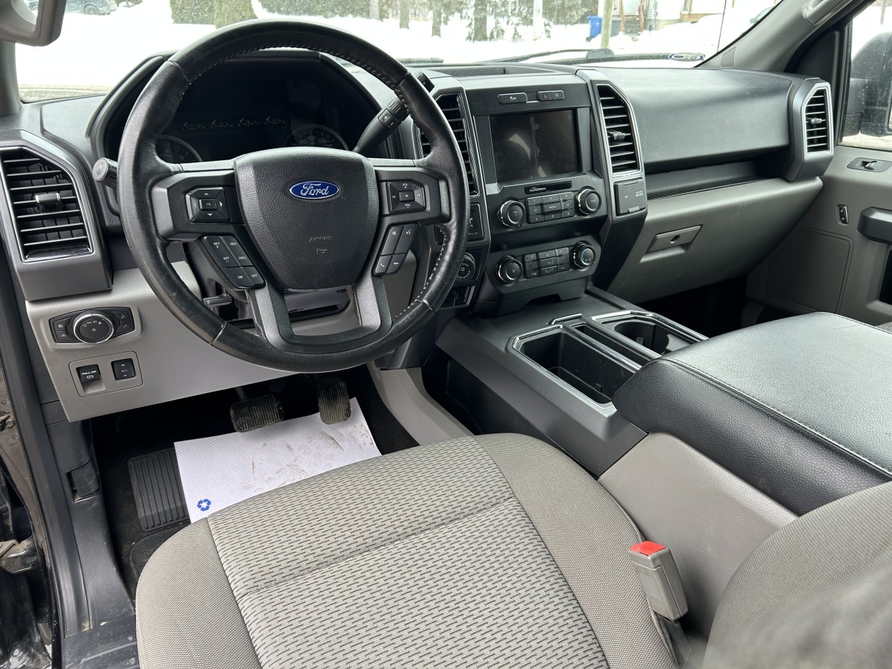 2019 Ford F-150 XLT Main Image