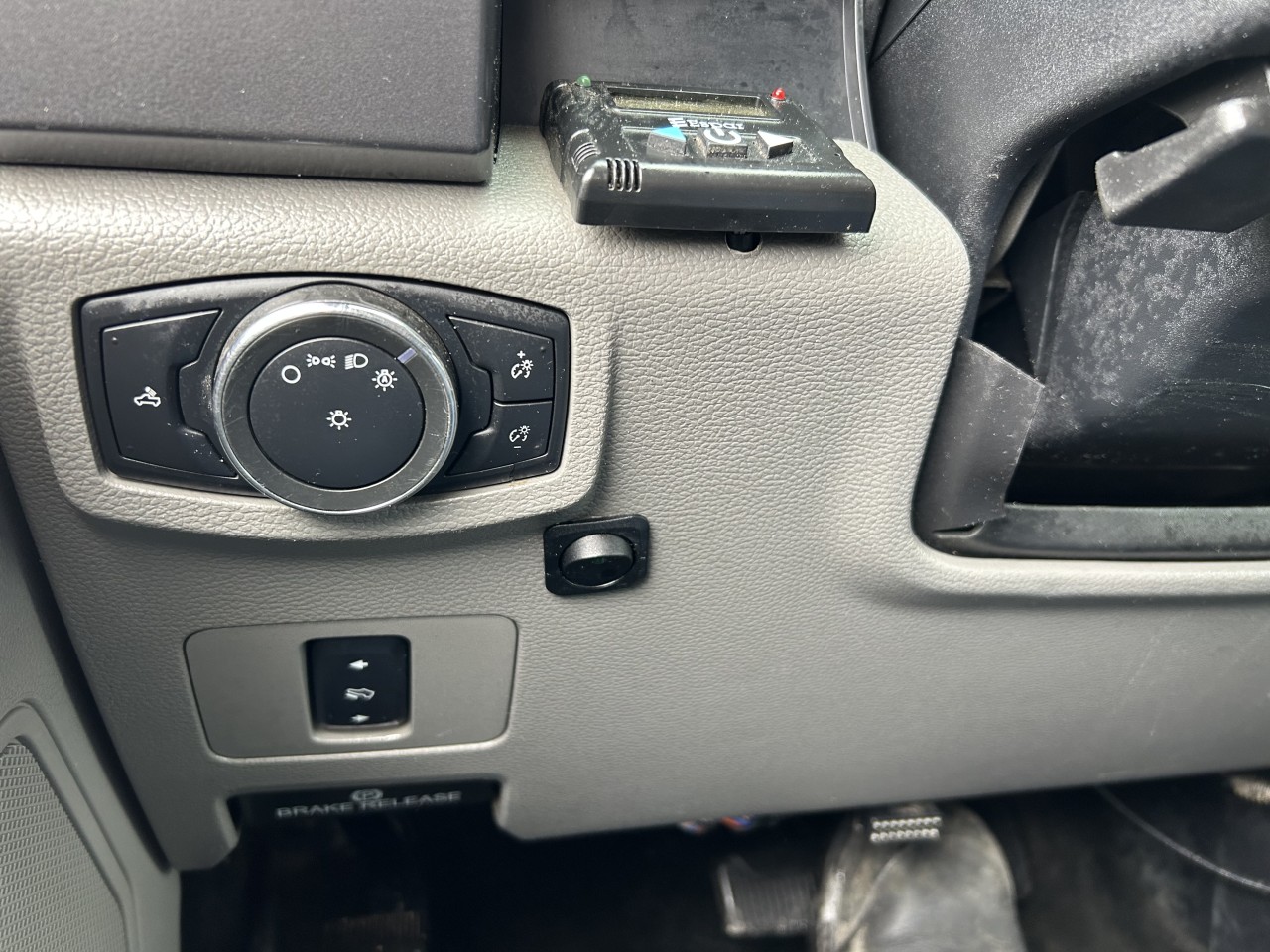 2017 Ford Super Duty F-550 DRW XLT Main Image